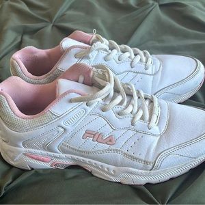 FILA Sneakers